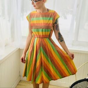🌈 Vintage rainbow tea dress 🌈